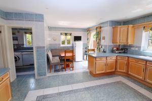 PERRY LANE- click for photo gallery